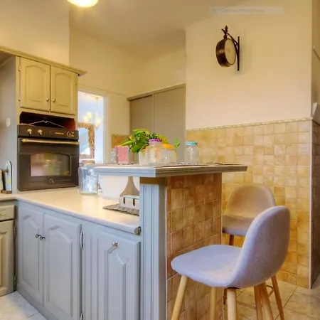 Dom wakacyjny Maison De 3 Chambres Avec Piscine Privee Jardin Clos Et Wifi A Ghisonaccia Ghisonaccia